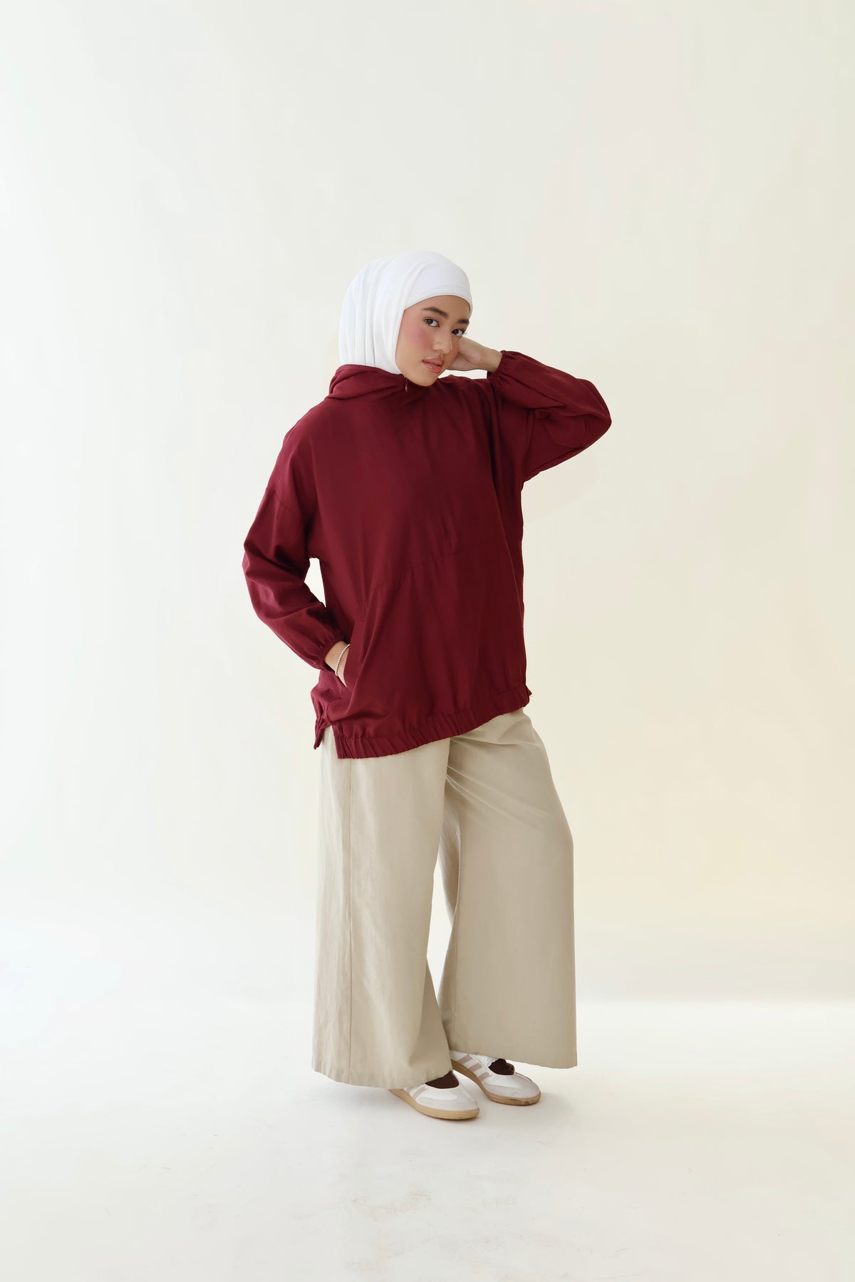 SIENNA BASIC HOODIE