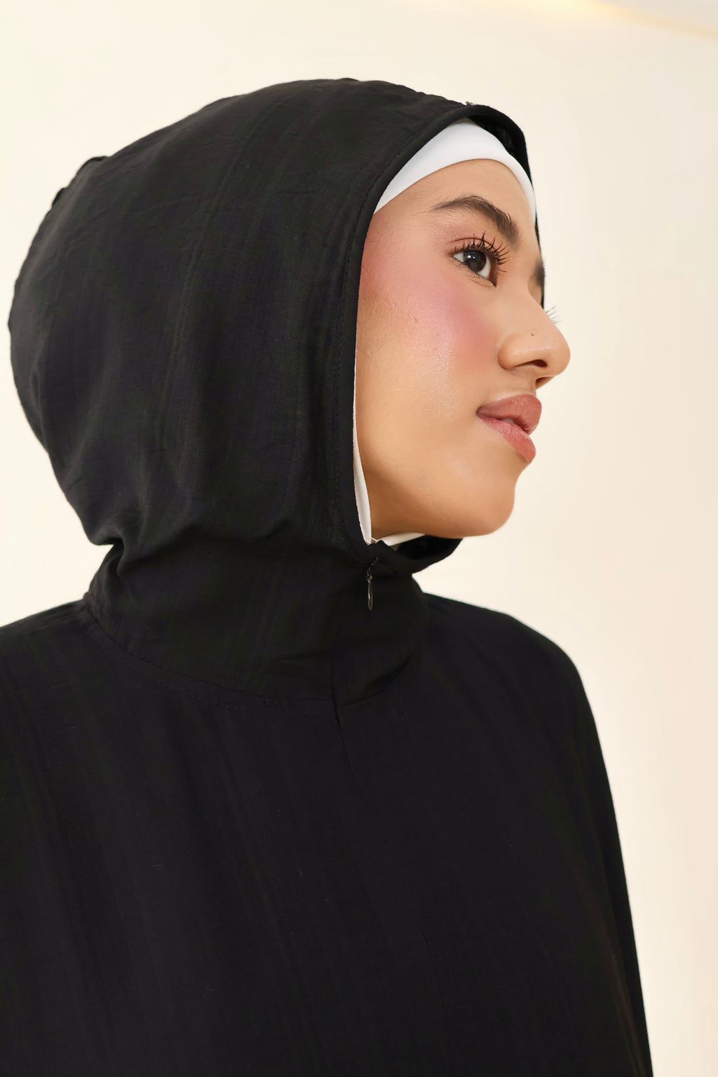SIENNA BASIC HOODIE