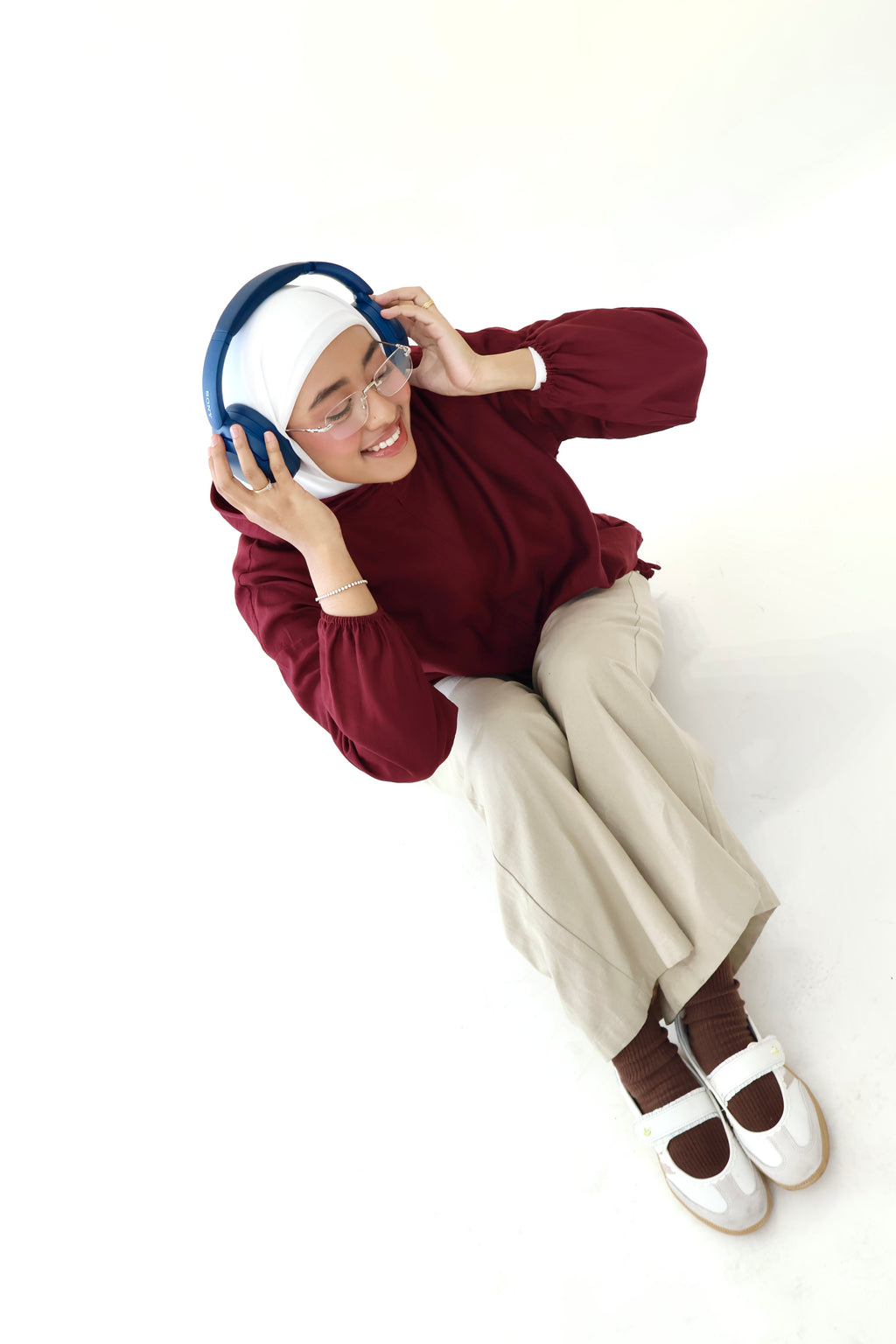 SIENNA BASIC HOODIE