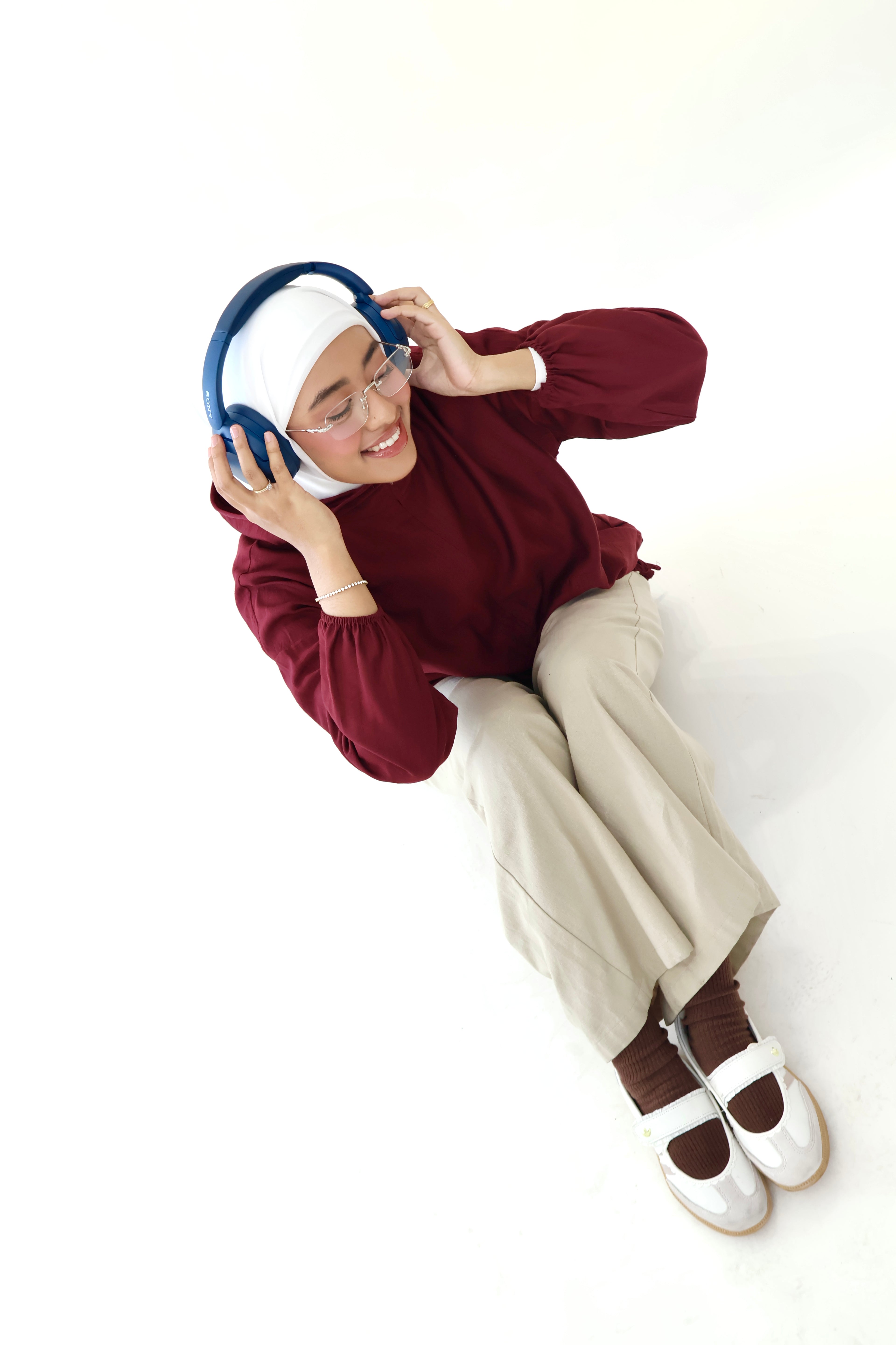 SIENNA BASIC HOODIE