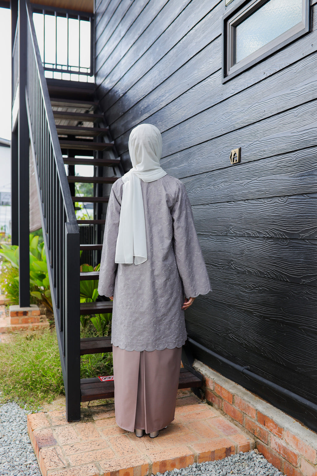 LELA WANGI