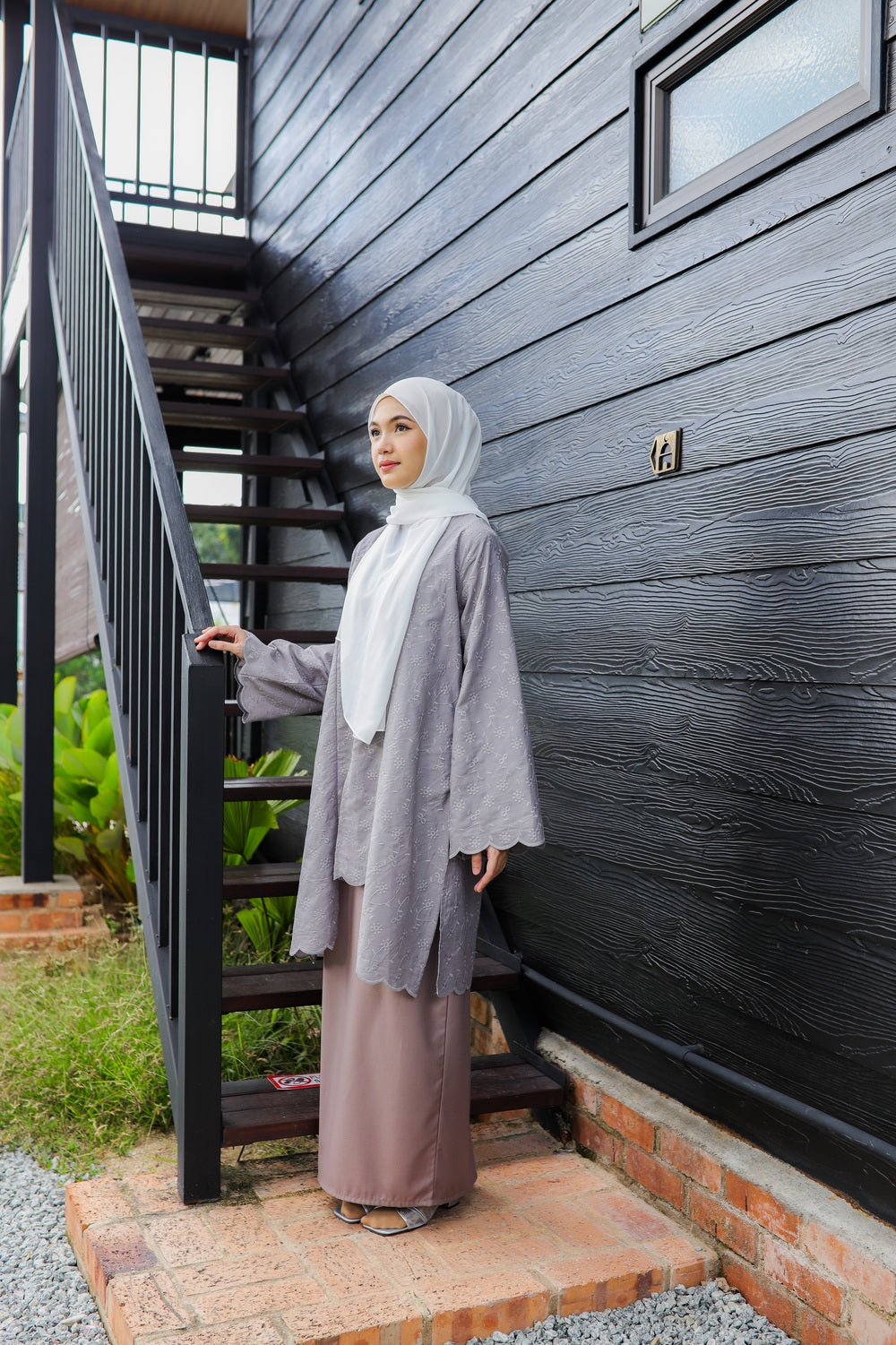 LELA WANGI