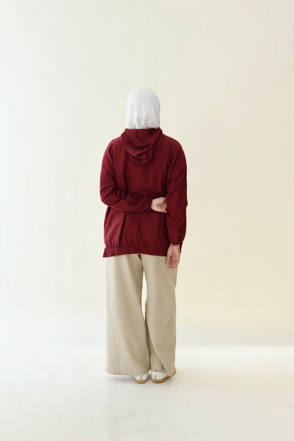 SIENNA BASIC HOODIE