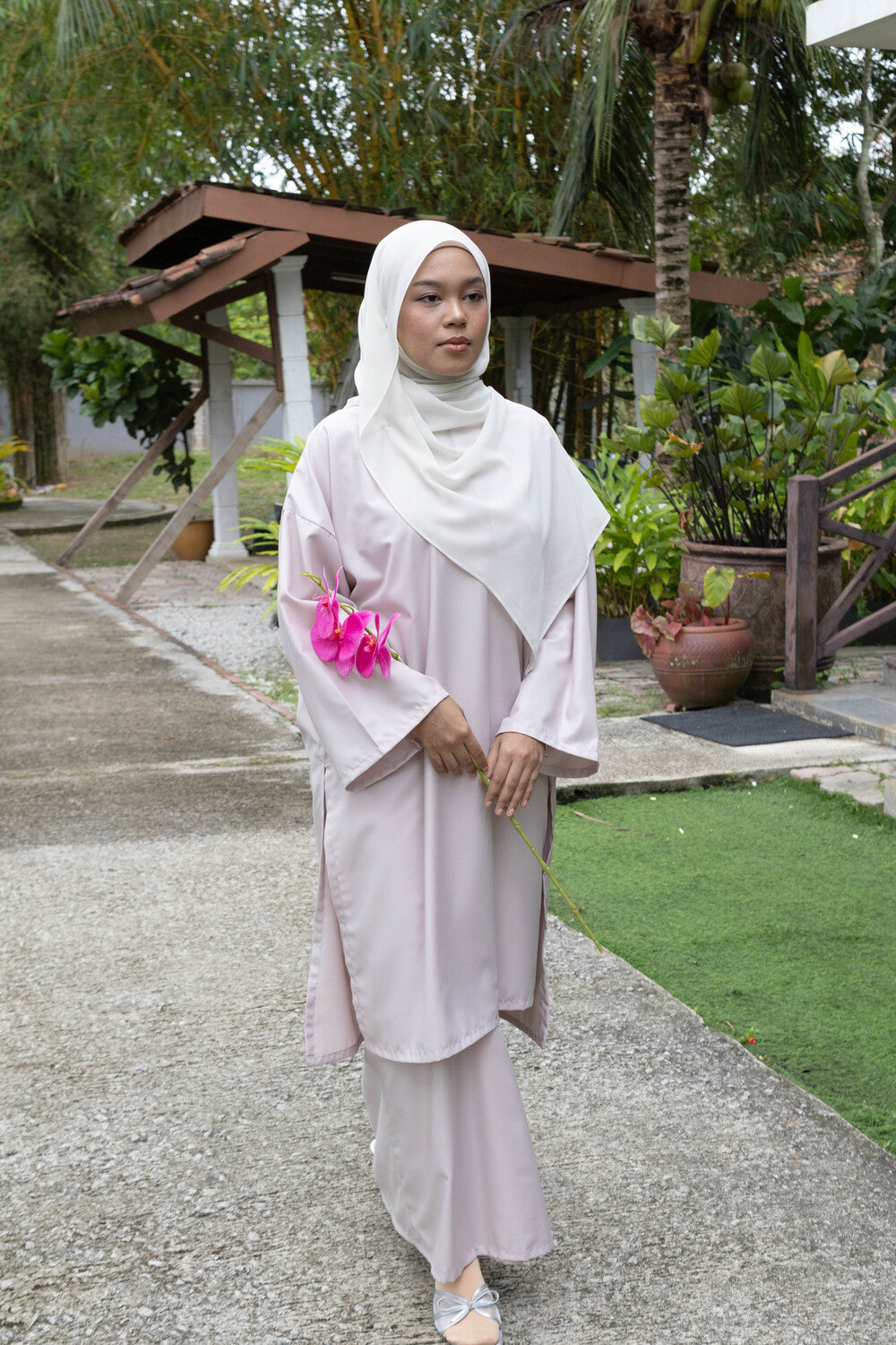 KURUNG KESOM