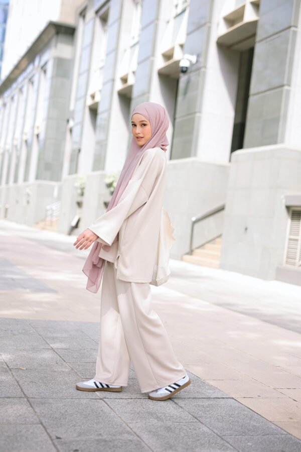 YUNA RELAXED SET - Image 9