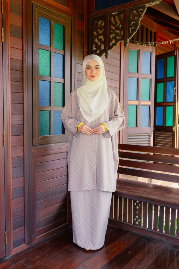 RATNA KURUNG KAFTAN - Image 5