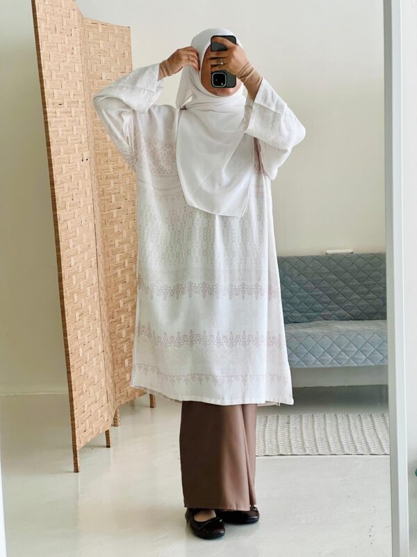 JUWITA KURUNG PARIO (SKIRT ONLY) - Image 3