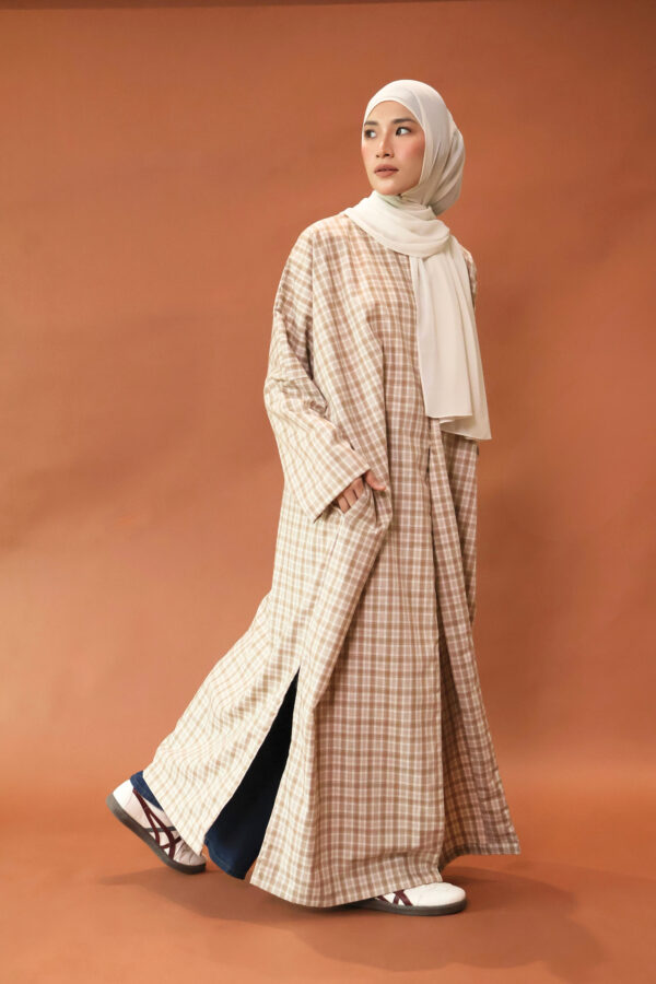 SORA CARDI LONG TOP - Image 6