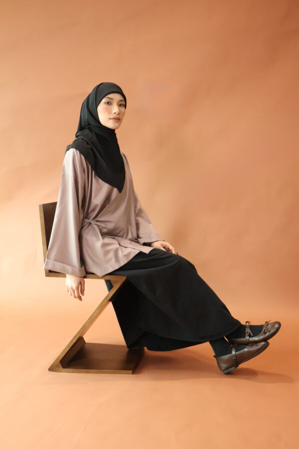 AKIRA WRAP TOP